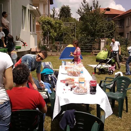 Aleks 2* Samokov